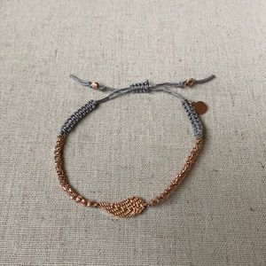 Stella & Dot leaf bracelet